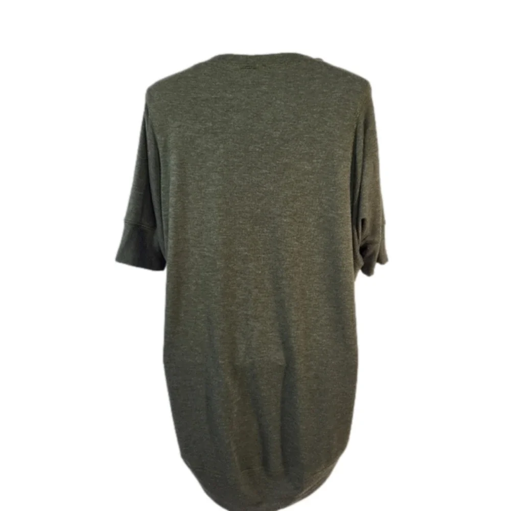 Freeloader Green T-Shirt Sweater - Picture 4 of 6